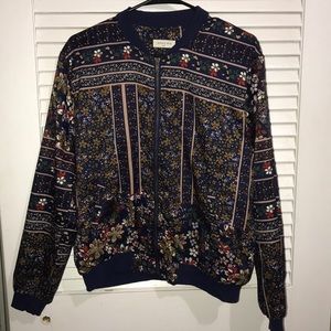 Woman’s lightweight jacket